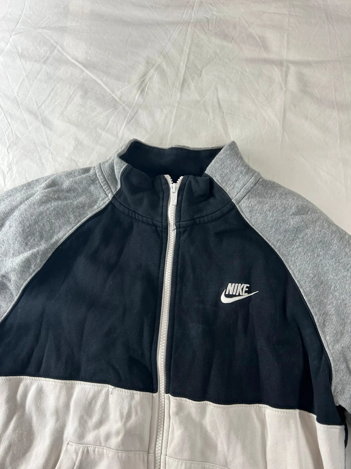Gezicht met ritssluiting lichte Nike-jas – photo 5